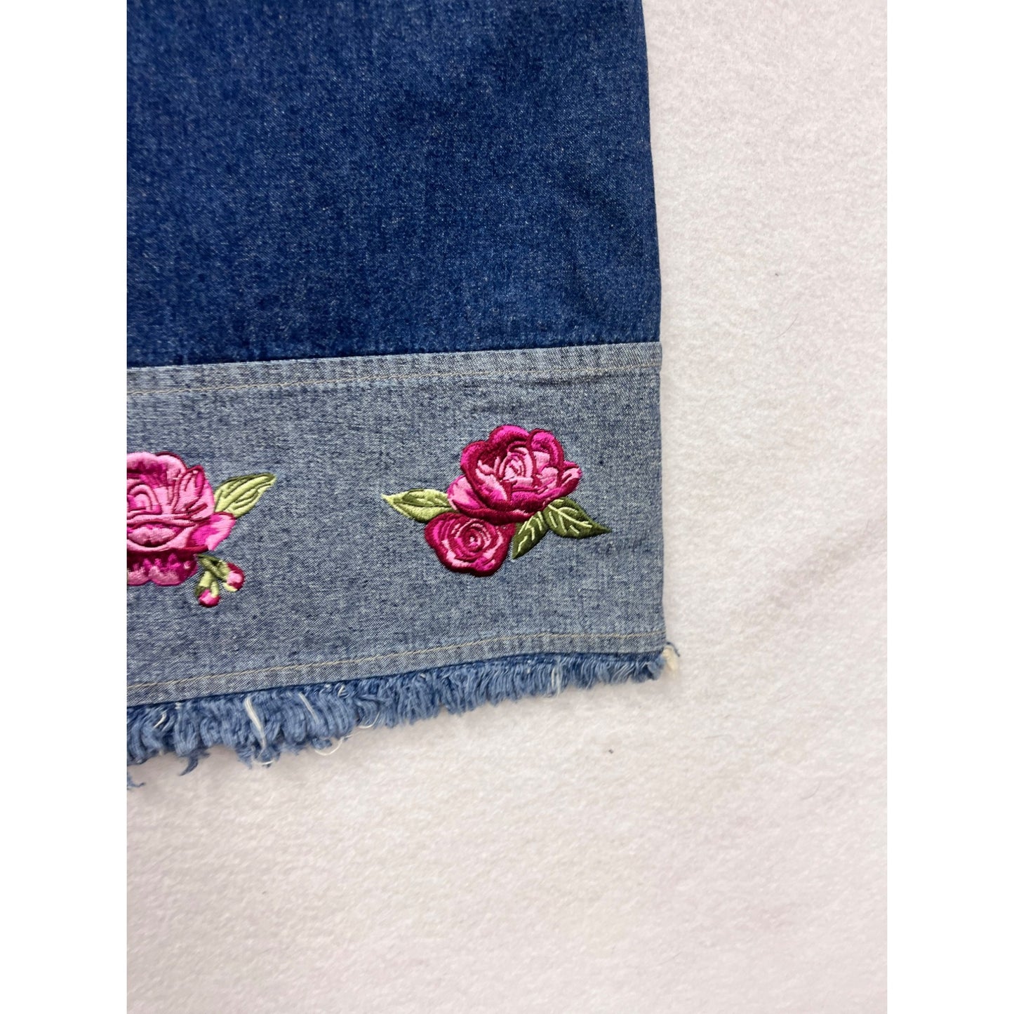 Women’s 9/10 Floral Denim Skirt #8347