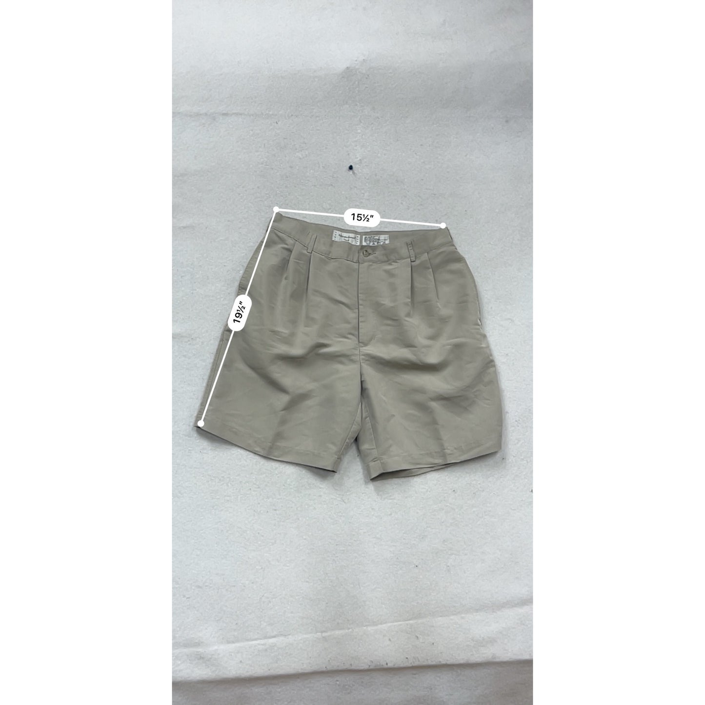 International Tour Taupe Pleated Shorts Size 40 #581A