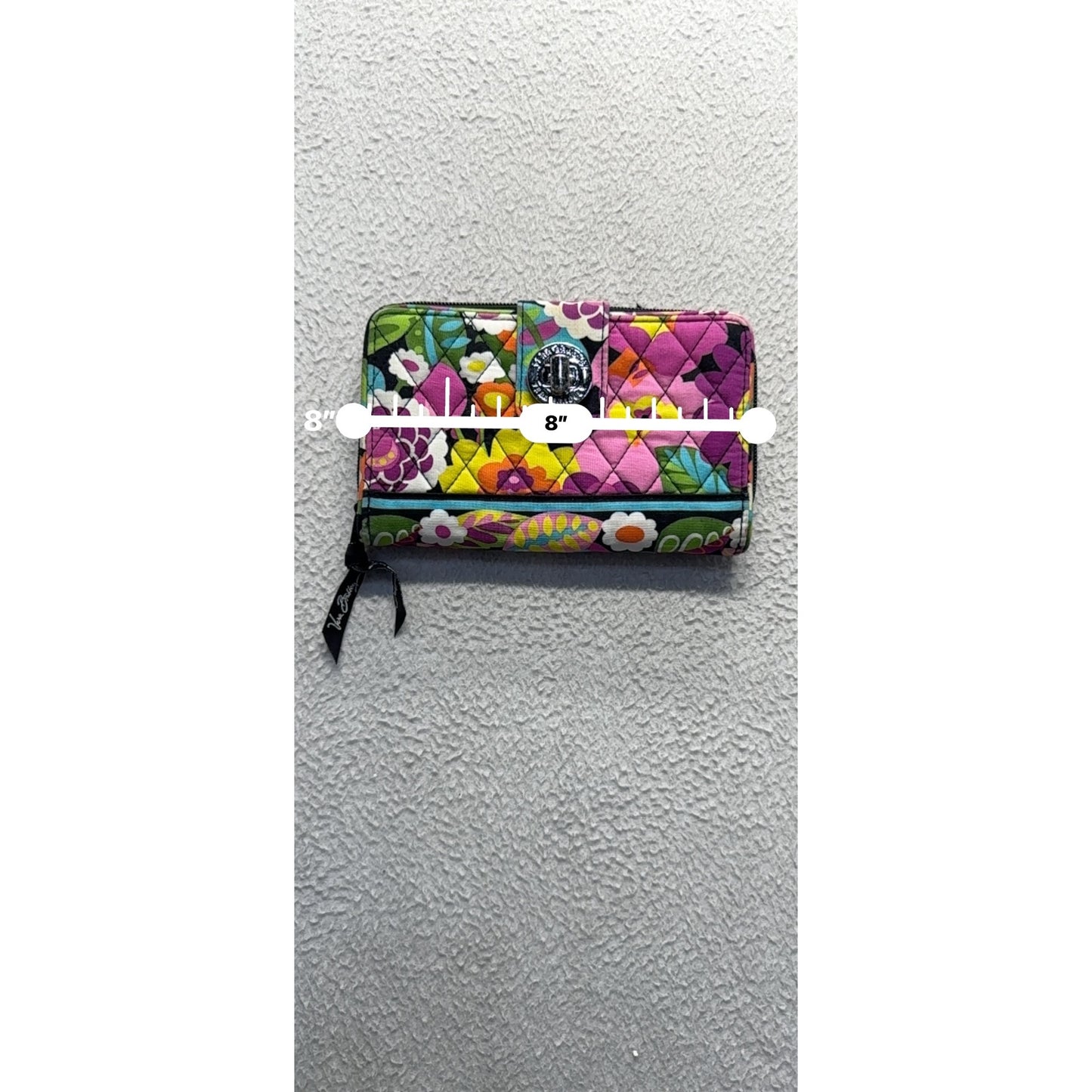 Vera Bradley Floral Quilted Zip Around Wallet With Turnlock Closure 44B