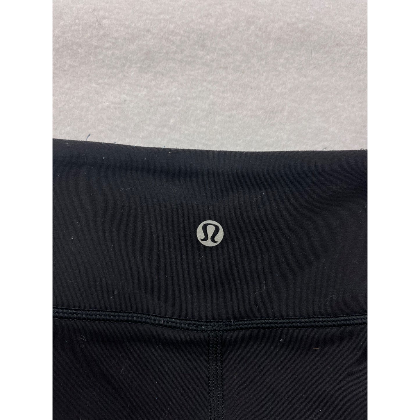 Lululemon Womens Black Cropped Leggings Size 8 #6721