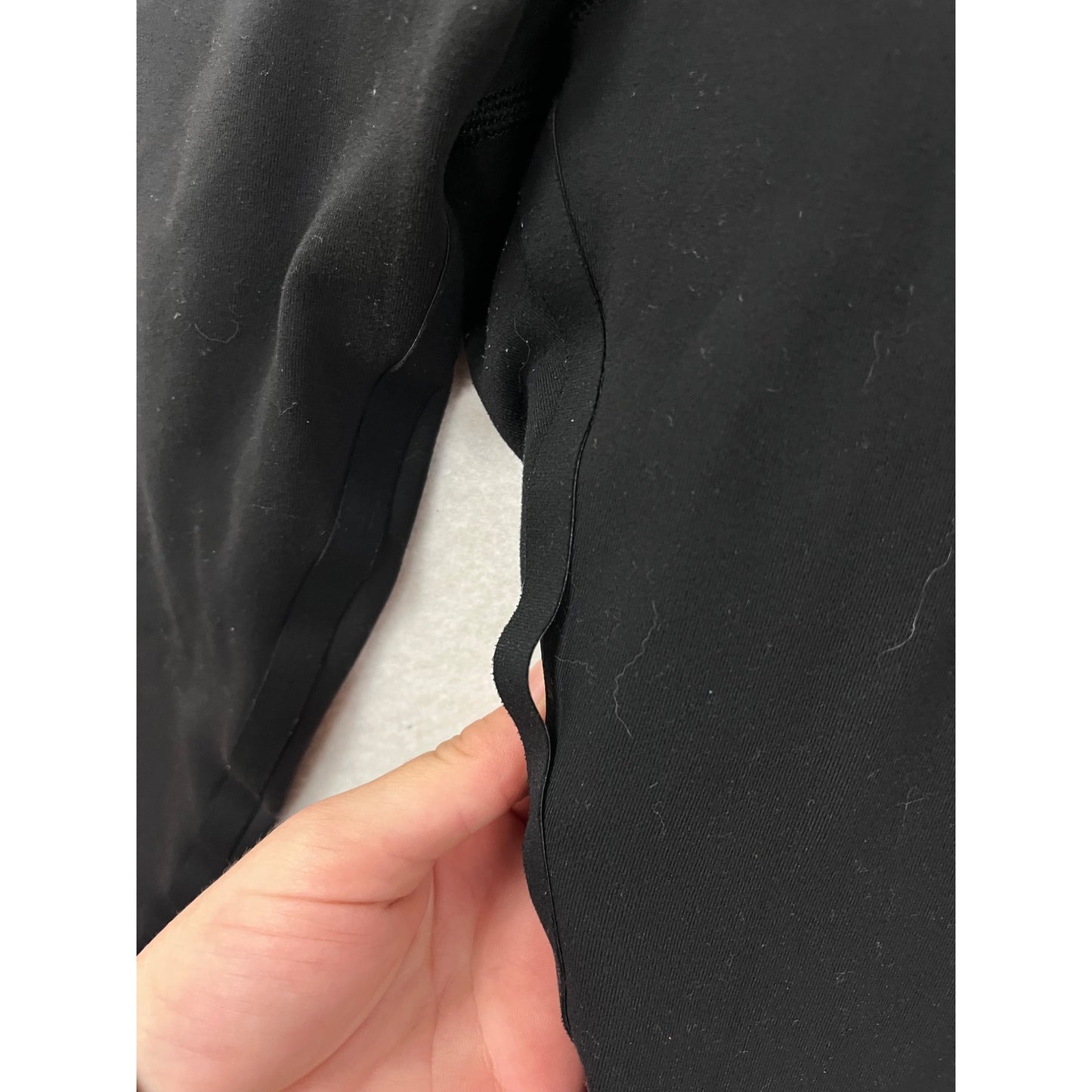 Lululemon Womens Black Cropped Leggings Size 8 #6721