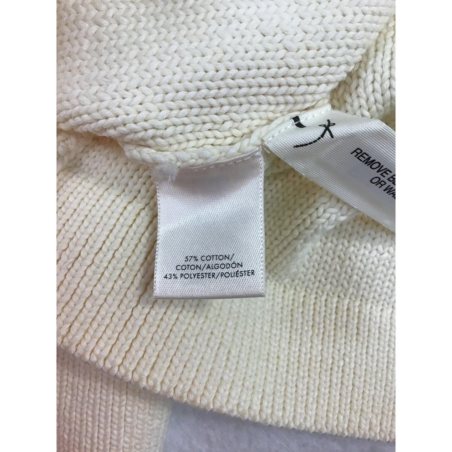 Women’s Coquette sweater