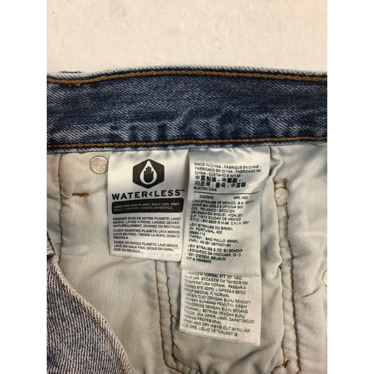 Women’s Cut-Off style Jean Shorts
