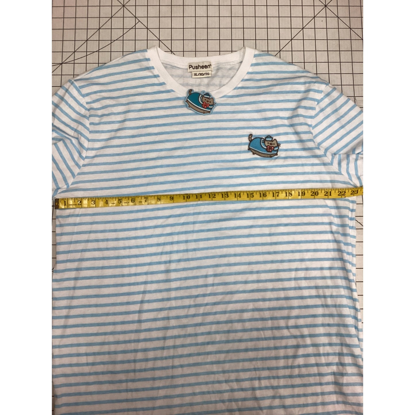 Men’s long sleeve top