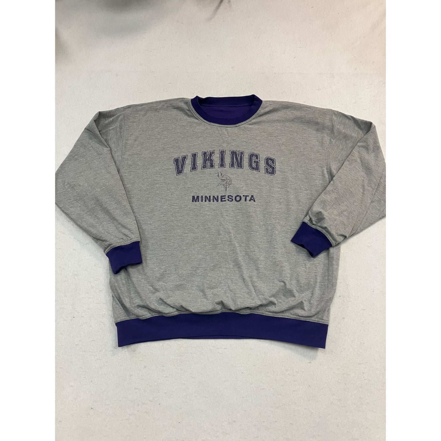 Reversible Vintage 90’s Vikings Crewneck #2700