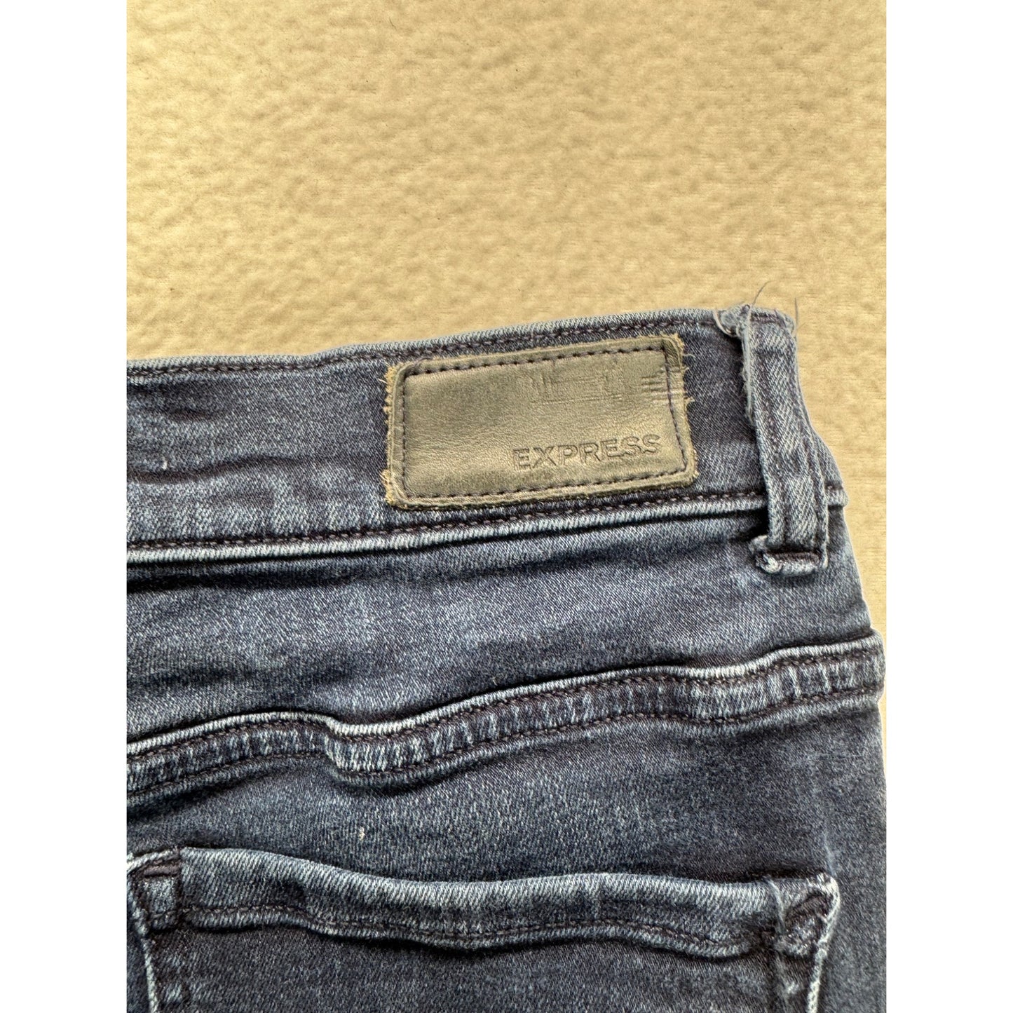 Express High Rise Legging Jeans Size 2P Dark Wash #7944