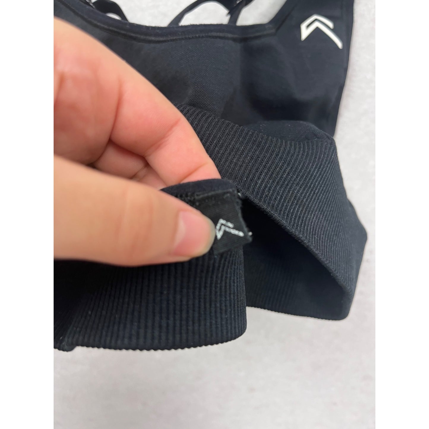 Womens Black Cross Back Seamless Sports Bra #380A
