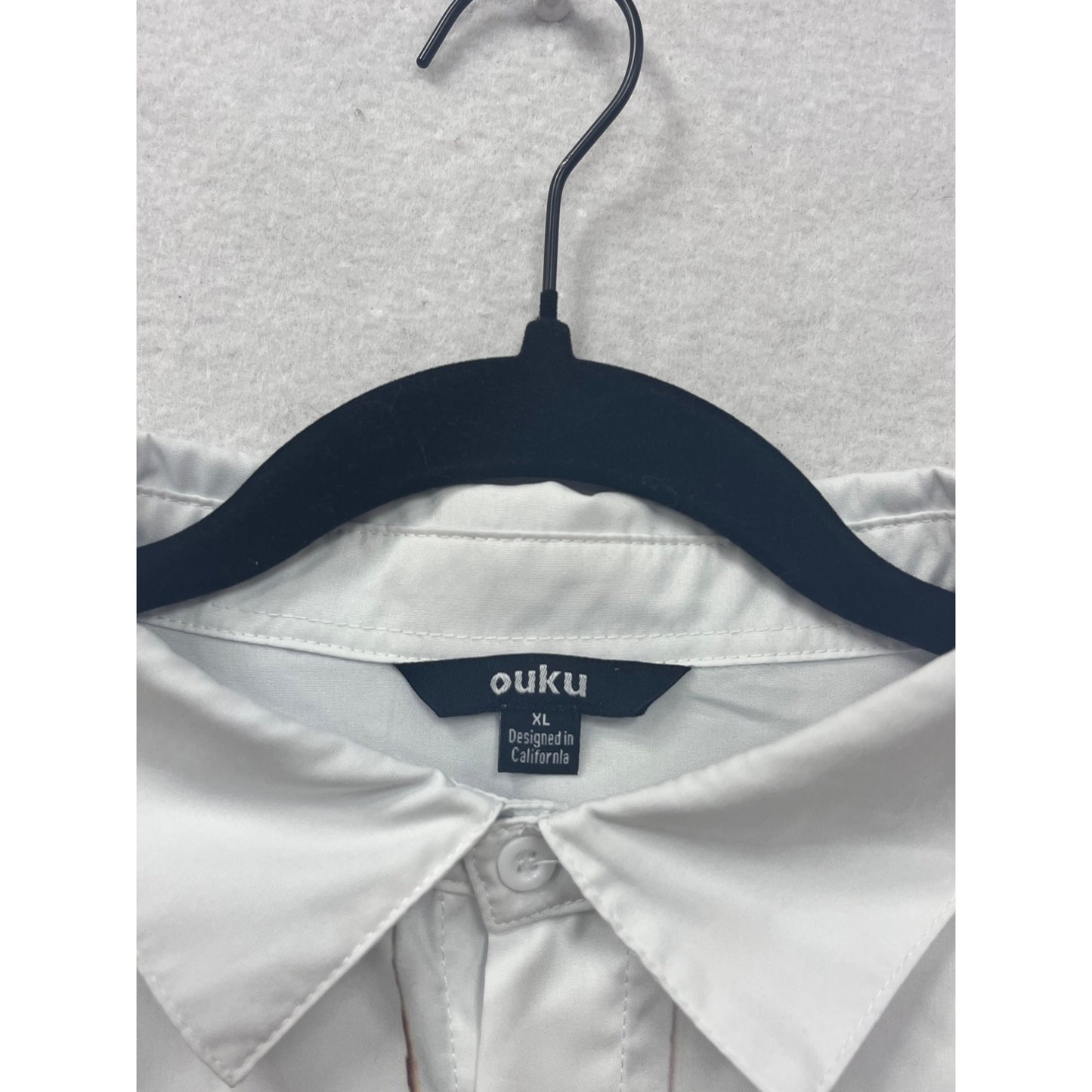 Mens White Button-Up Shirt With Violin Print Size XL #8181