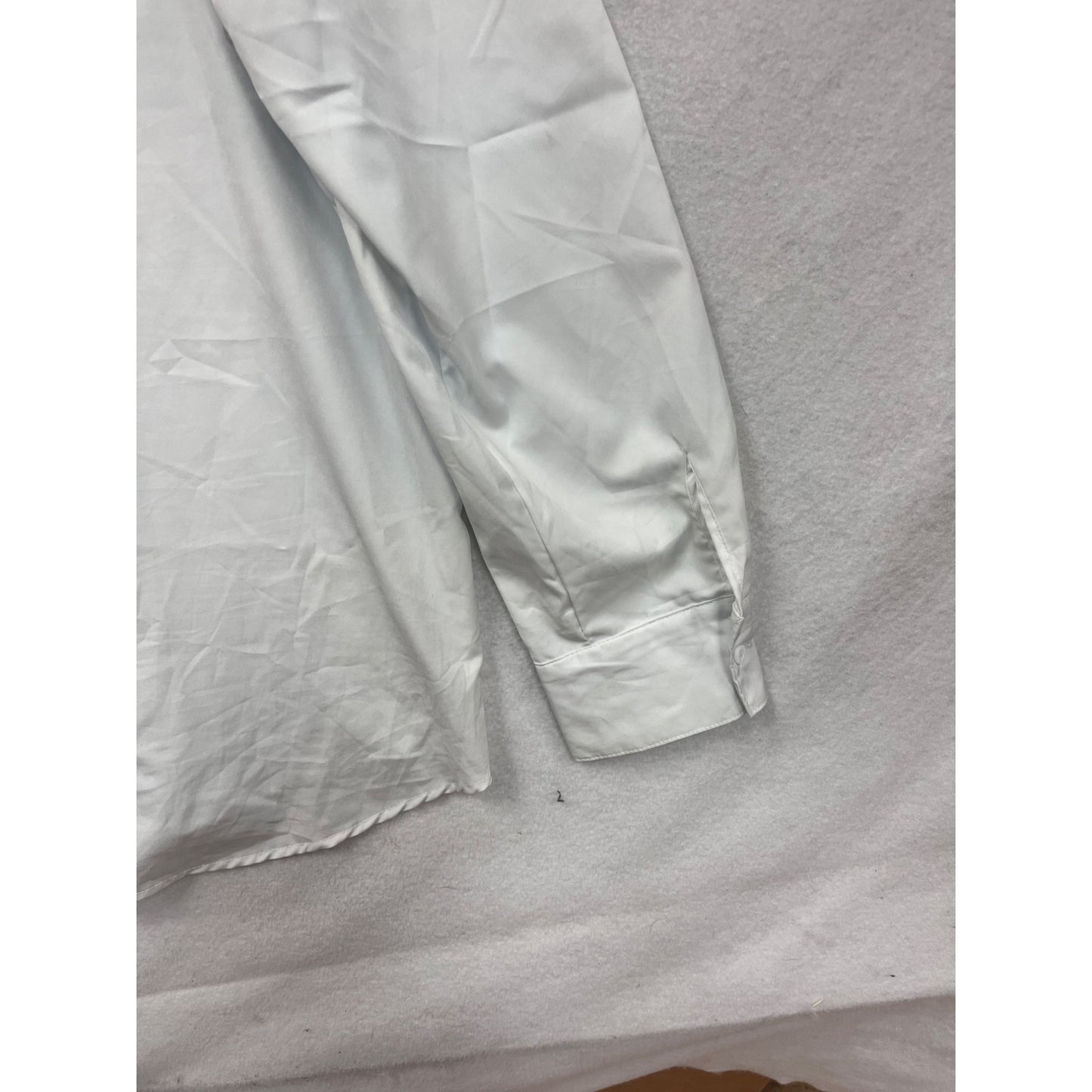 Mens White Button-Up Shirt With Violin Print Size XL #8181