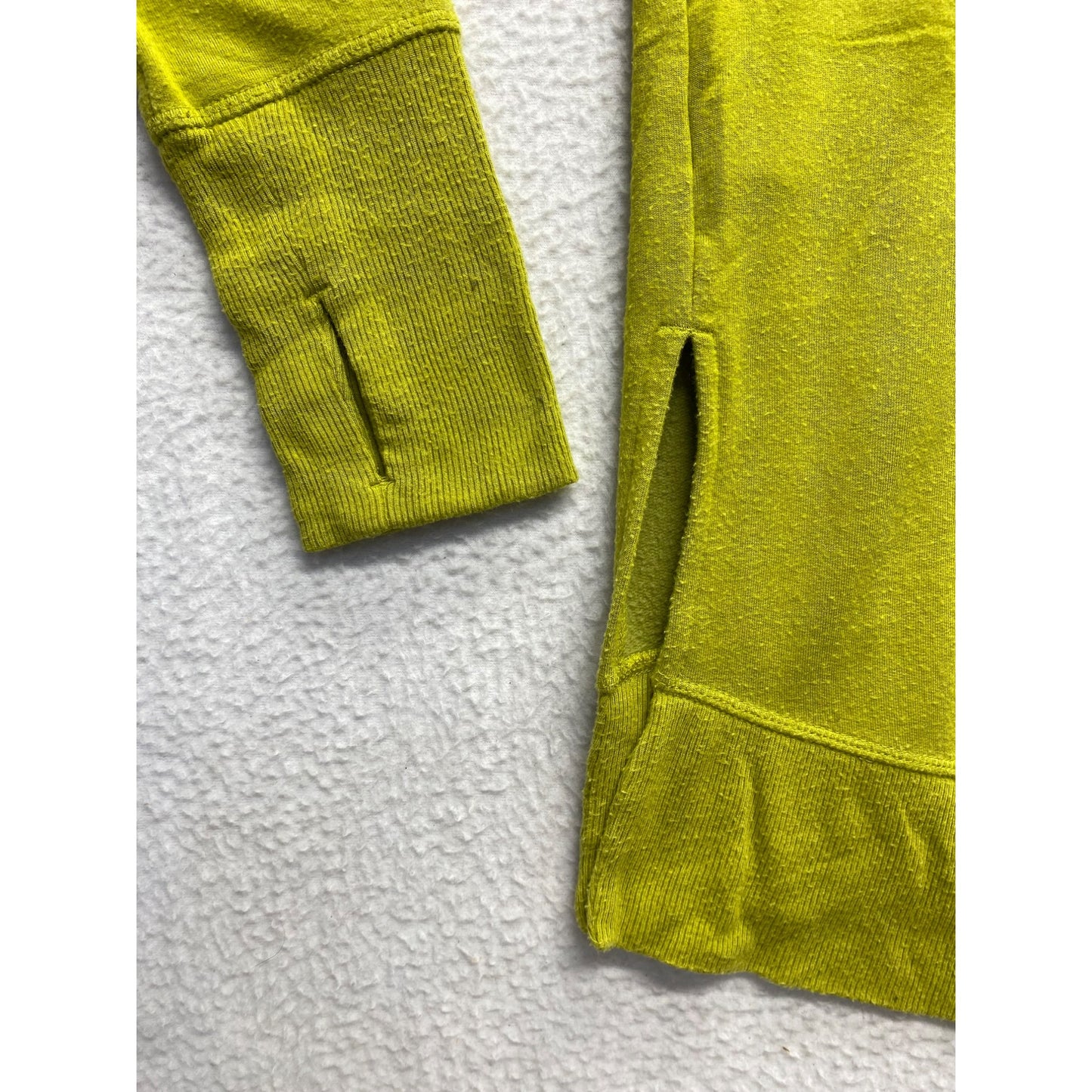 Athleta Womens Green Long Sleeve Top #5646