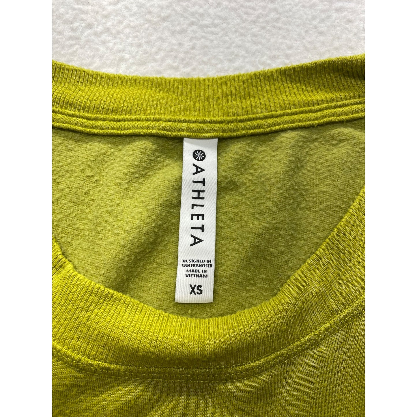 Athleta Womens Green Long Sleeve Top #5646