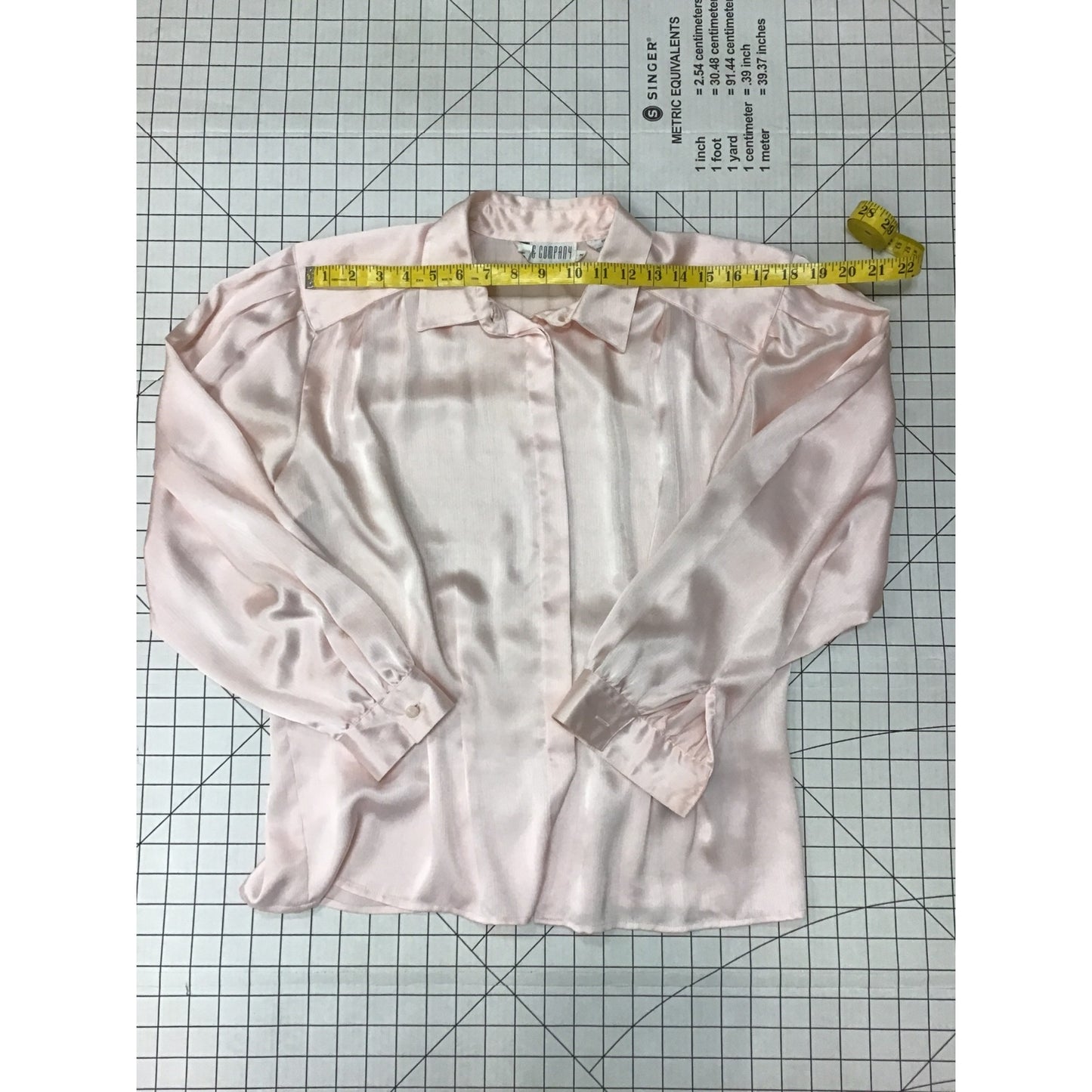 Women’s SK & Company Pink Satin Button Down