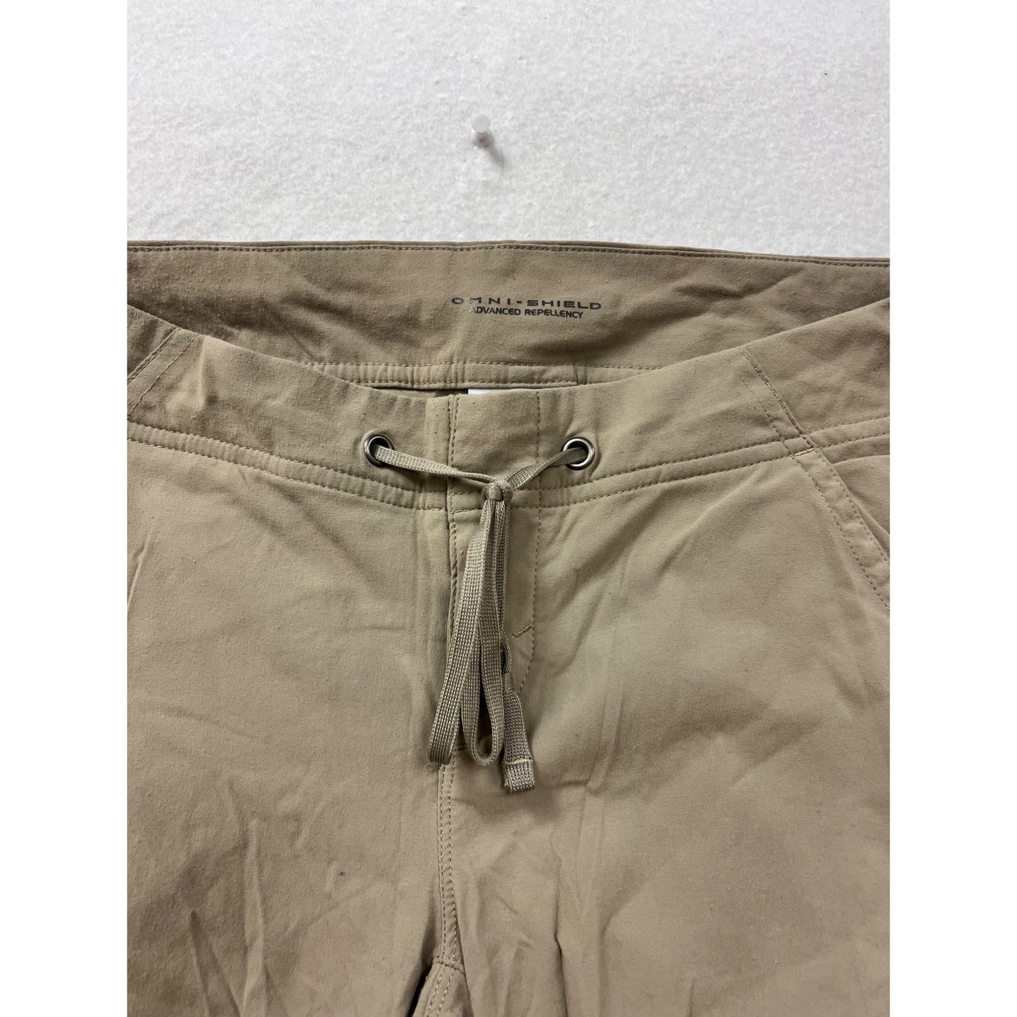 Columbia Omni-Shield Advanced Repellency Pants Size 2 Short Khaki #8372