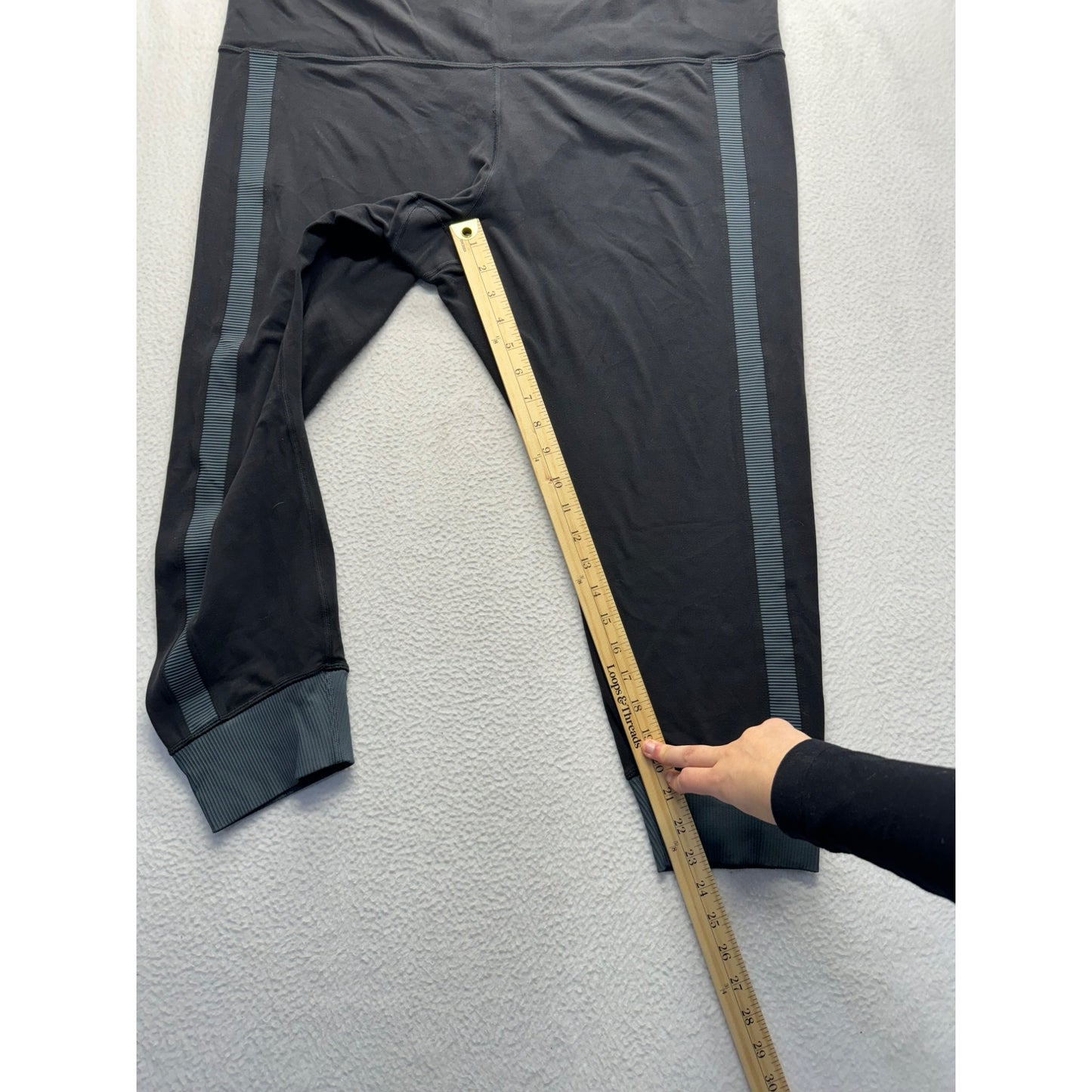 Women’s Athleta Elation Ribbed Leggings #5315