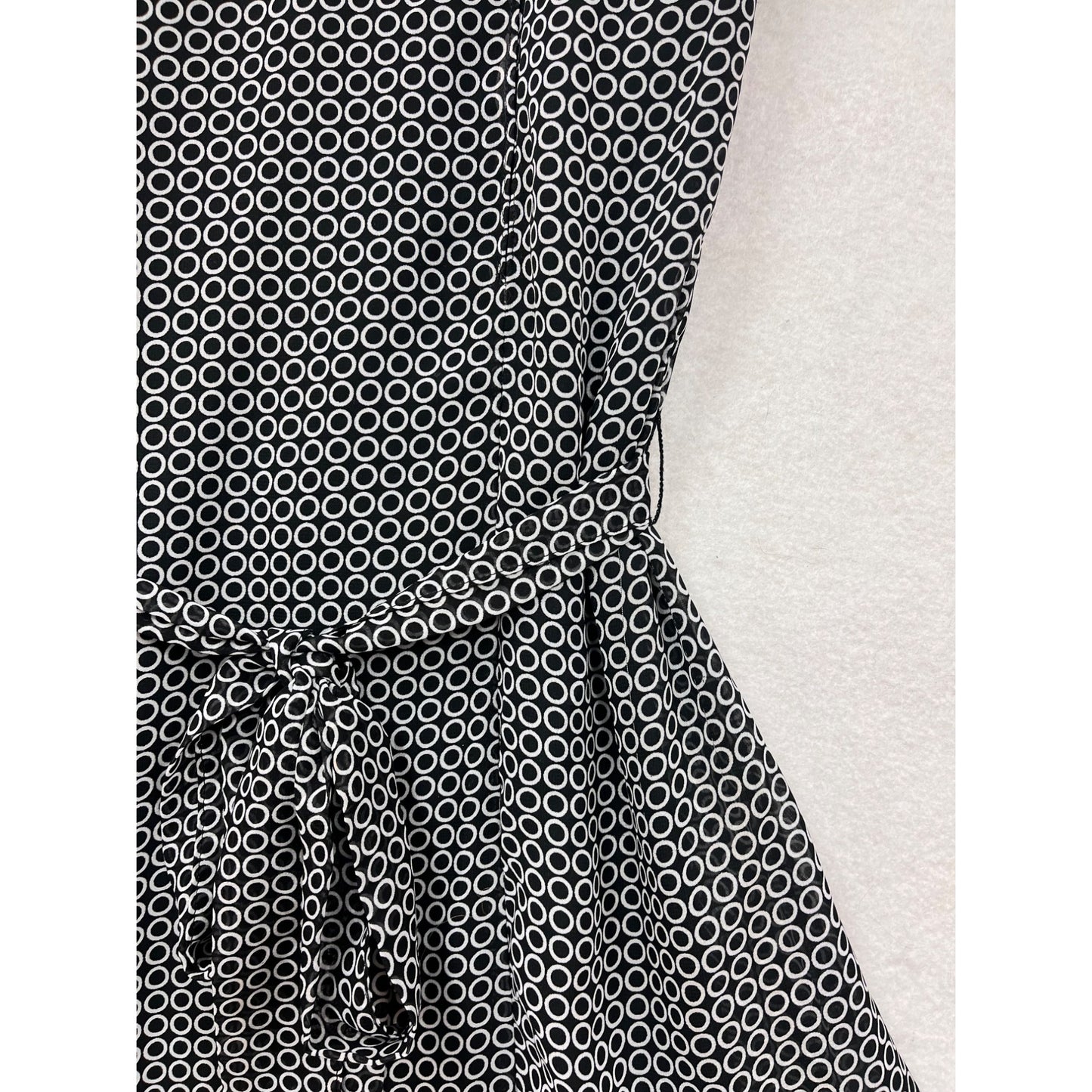 Black & White Circle Pattern Robert Louis Womens Dress Size M