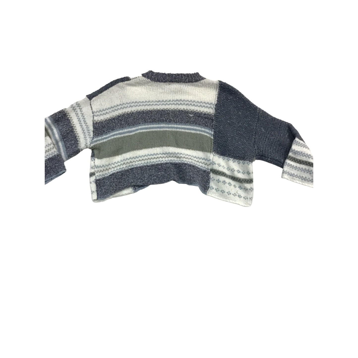 Women’s flattering sweater
