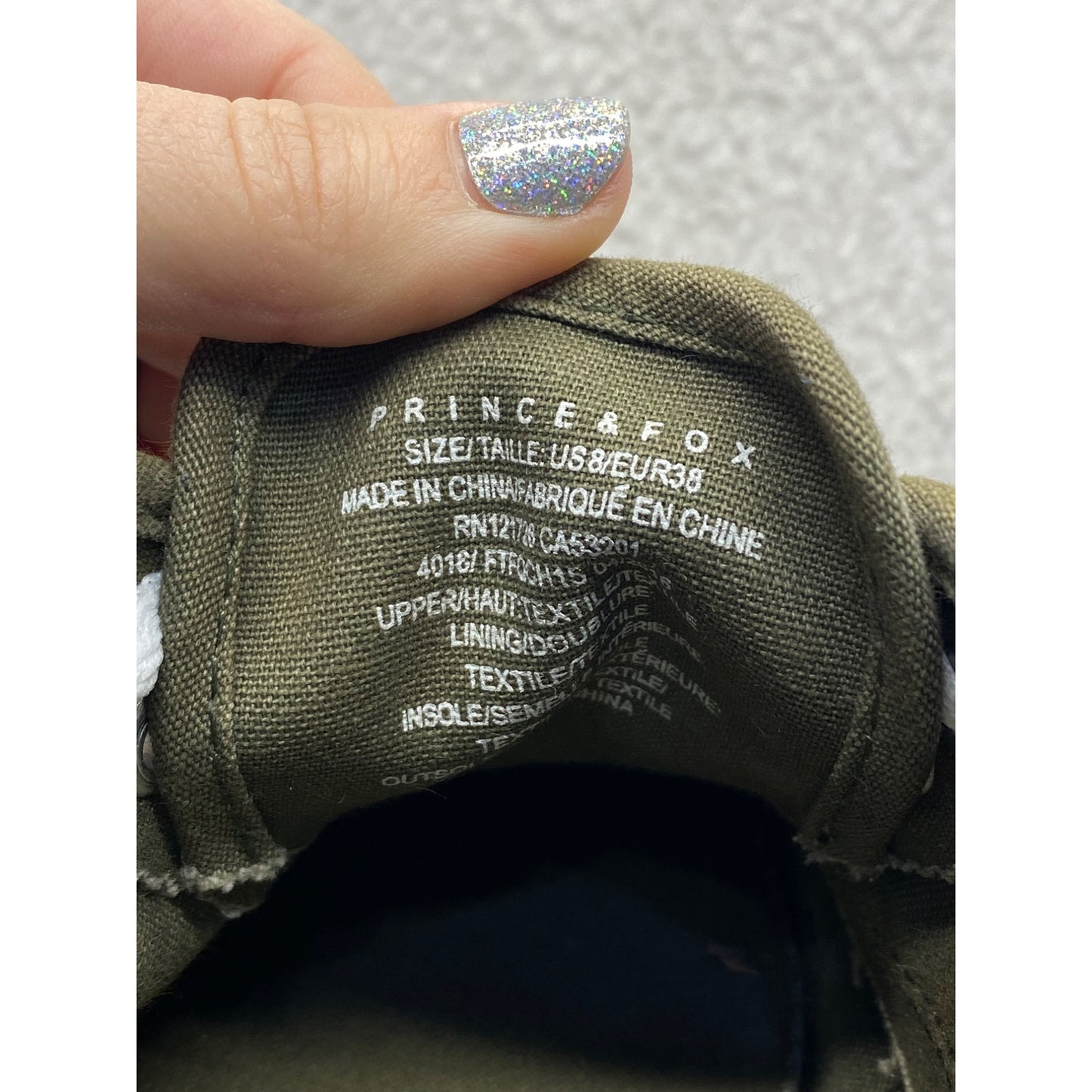 Princefox Womens Size 8 Olive Canvas Sneakers #7123