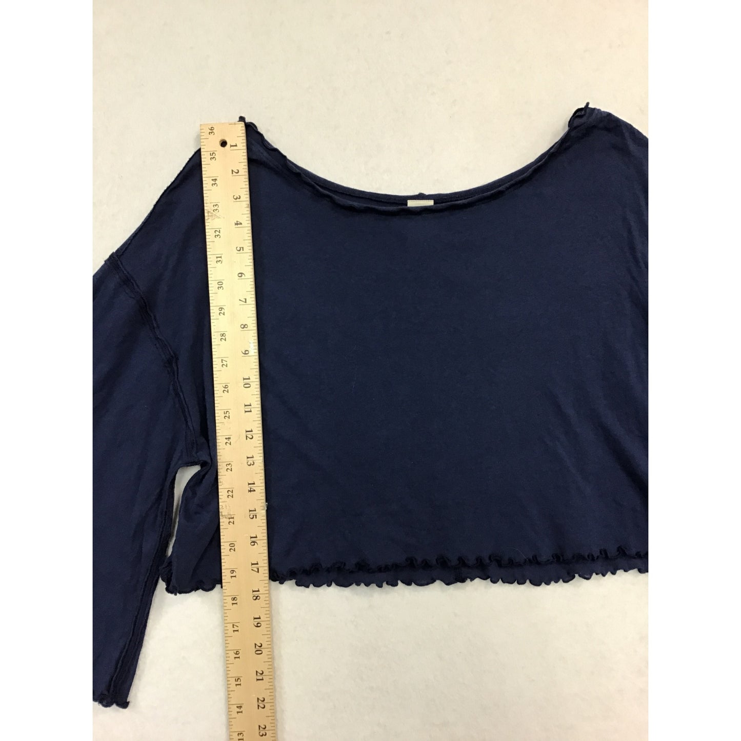 Women’s Lose Fitting Crop-Top