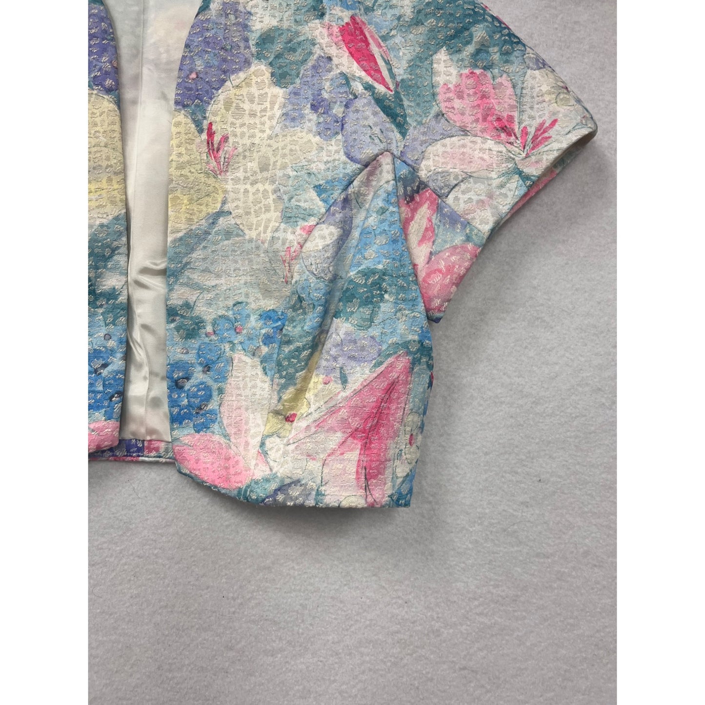 Vintage 90s Floral Cropped Bolero Jacket With Open Front Design Medium/Large #6958