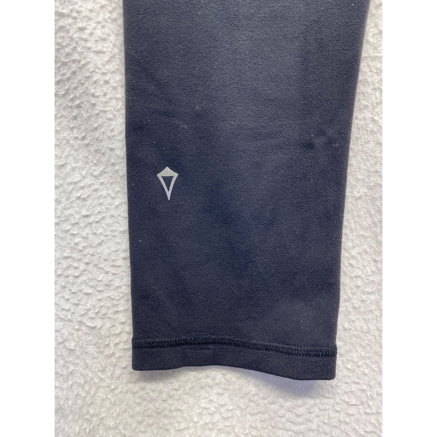 Ivivva Youth Size 12 Black Capri Leggings With Colorblock Waistband #7284