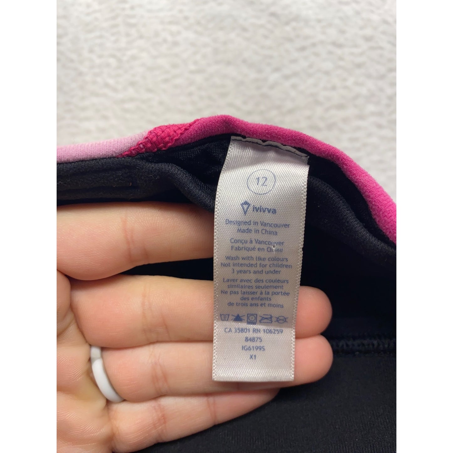 Ivivva Youth Size 12 Black Capri Leggings With Colorblock Waistband #7284