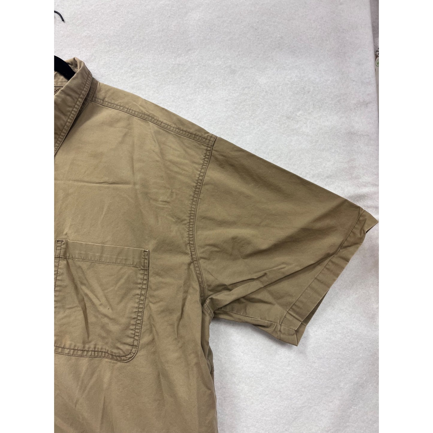 Cabelas 2XL Khaki Short Sleeve Button-Up Shirt W/ Vent Back 100% Cotton #8141