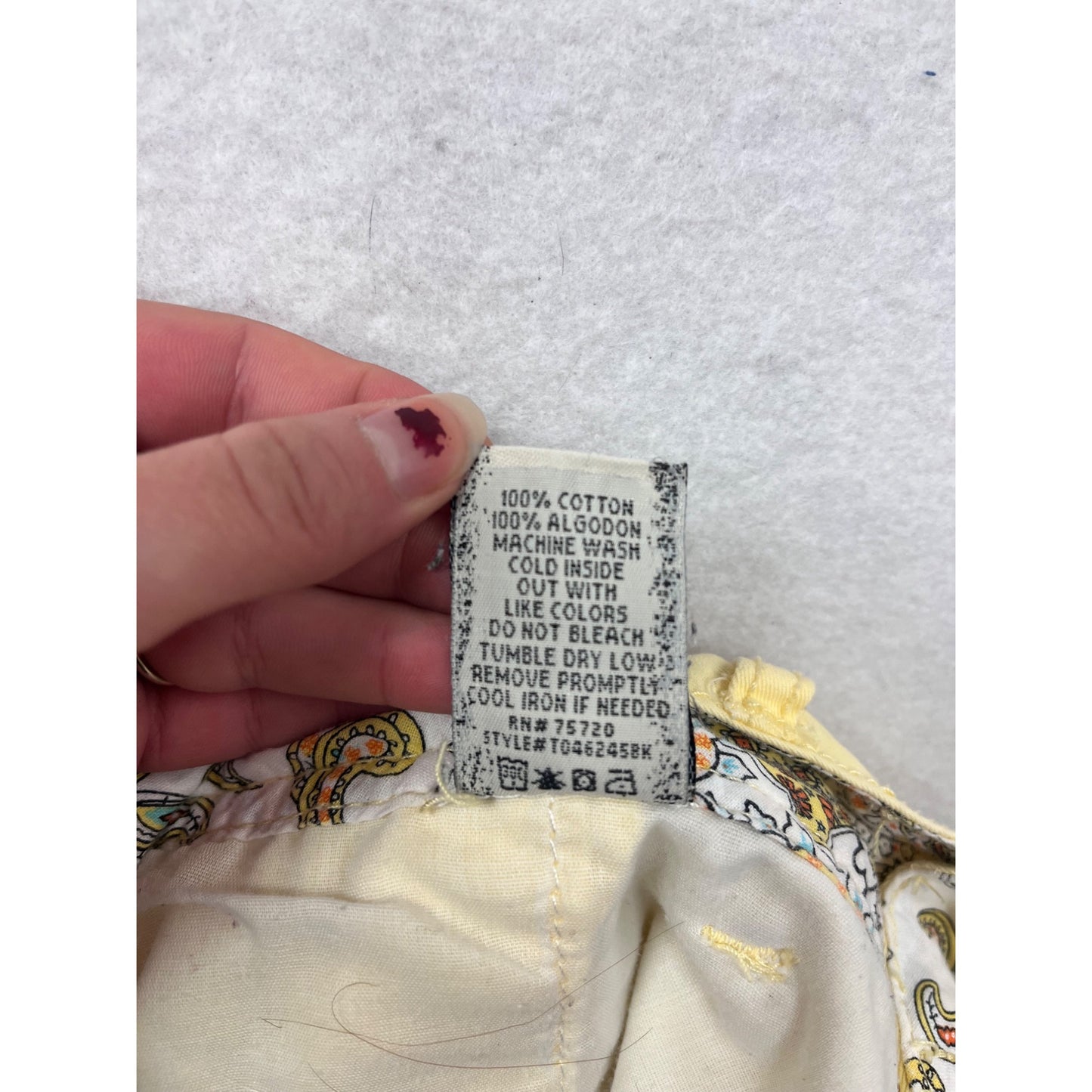 Women’s Size 4 BKE Yellow Mid-Rise Shorts #6418