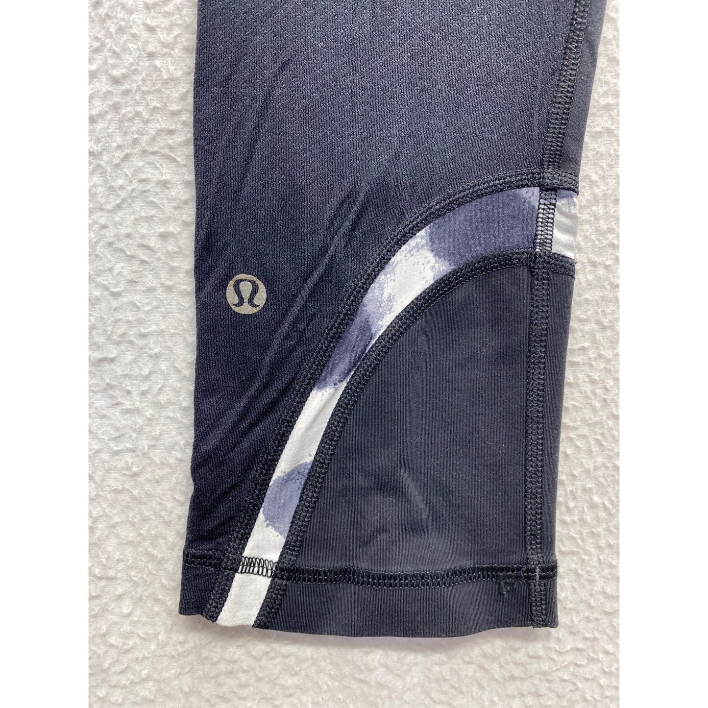 Lululemon Black Cropped Yoga Pants With Green & Gray Waistband #7334