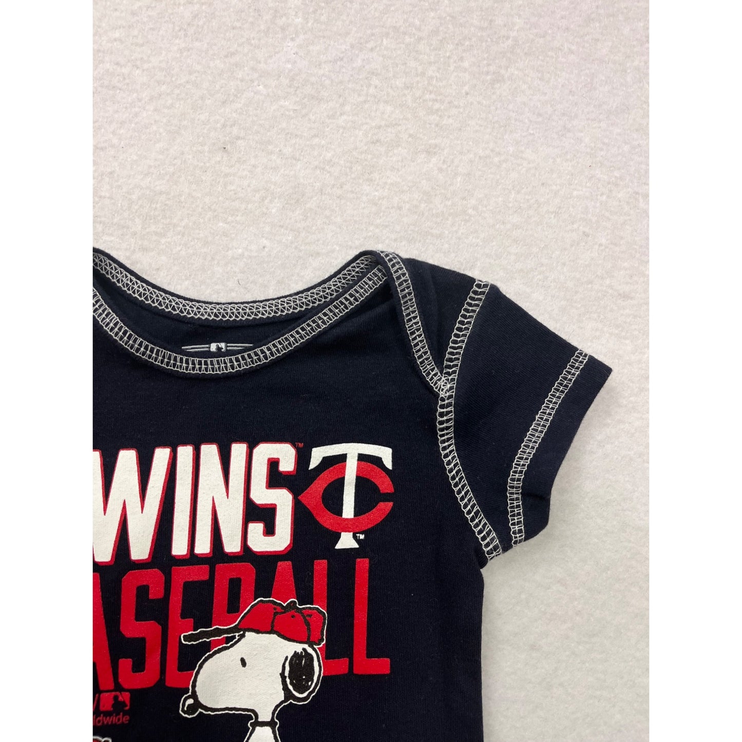 Minnesota Twins Baseball Baby Bodysuit Snoopy & Woodstock Graphic 0/3M #6452