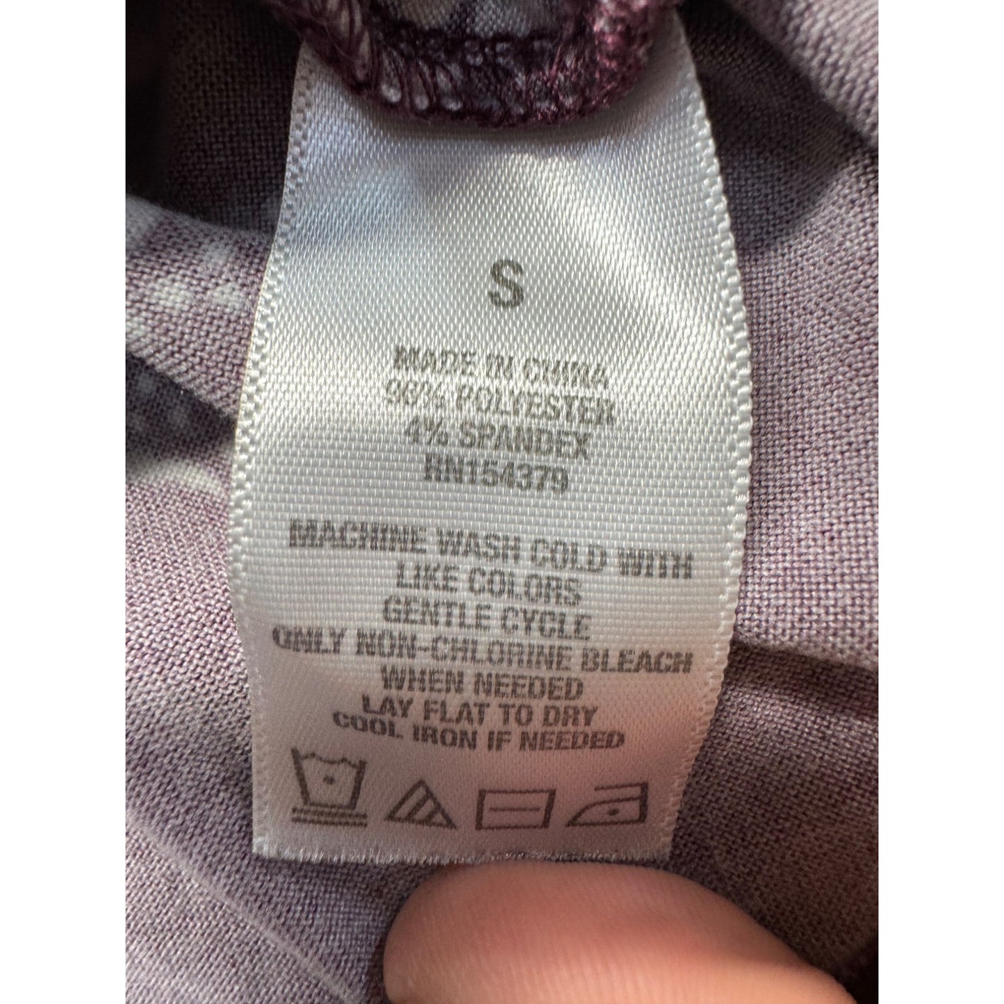 Aeropostale Burgundy Floral Smocked Off-Shoulder Top SZ S #7761