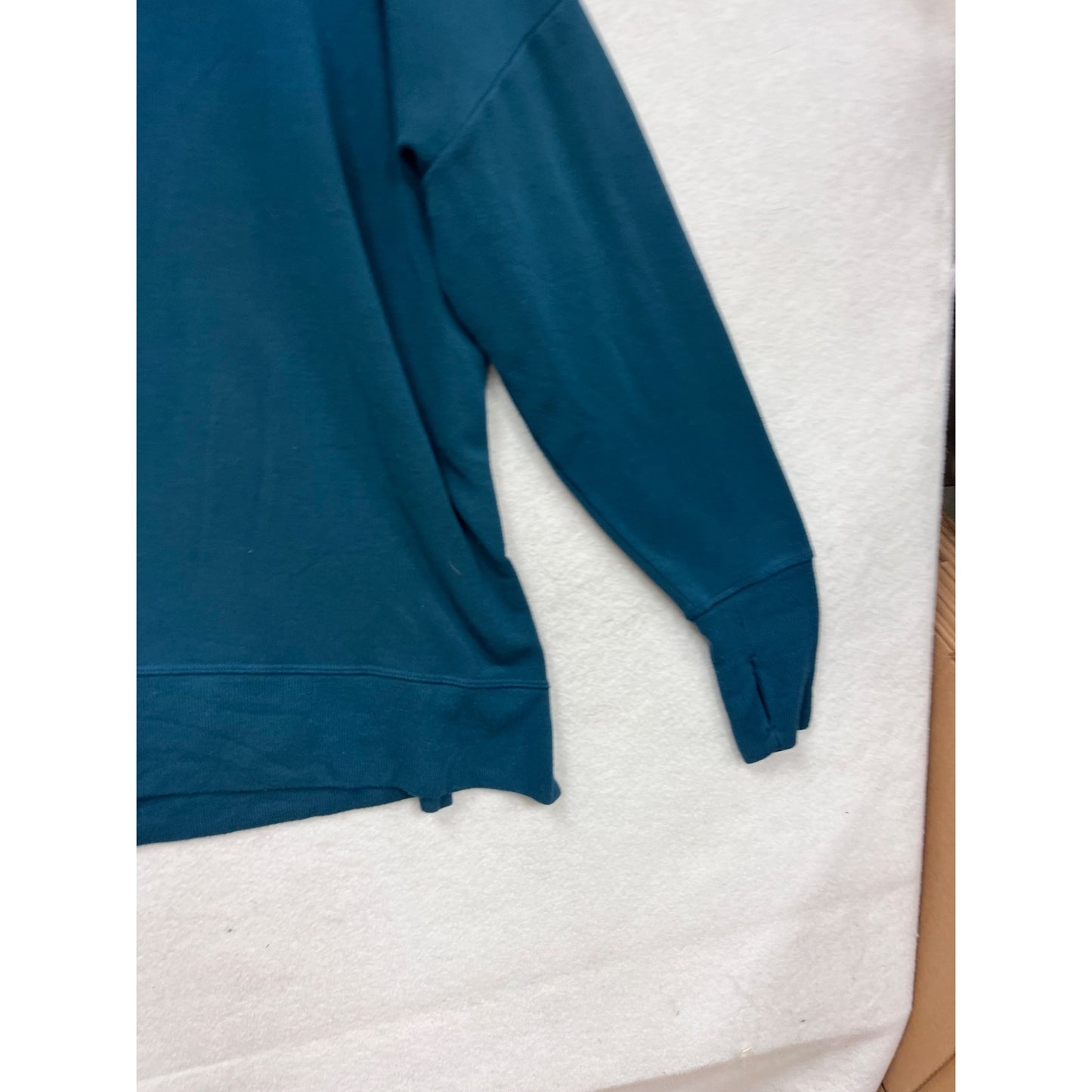 Athleta Womens XL Teal Long Sleeve Pullover Top #13A