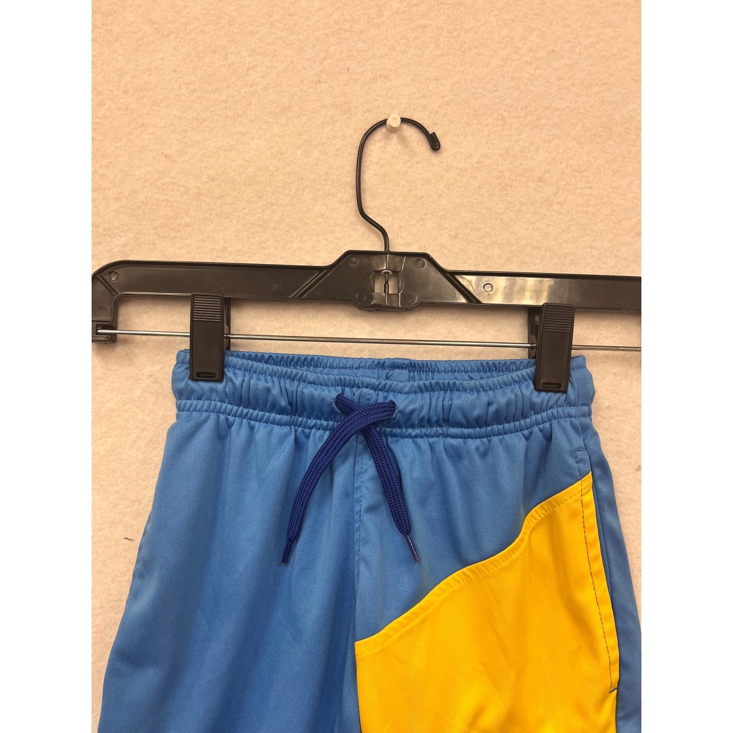 Umbro Boys XS 4/5 Athletic Shorts Blue/Yellow Colorblock Design #6678