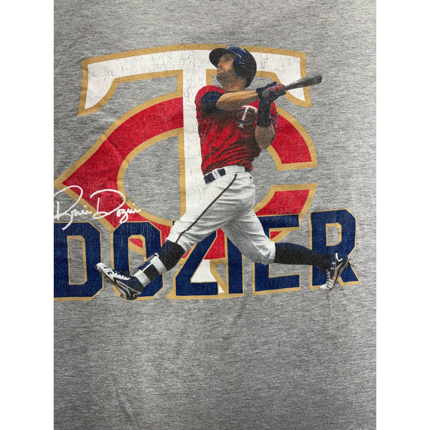 Brian Dozier Minnesota Twins Graphic Tee w/ faded signature #7415