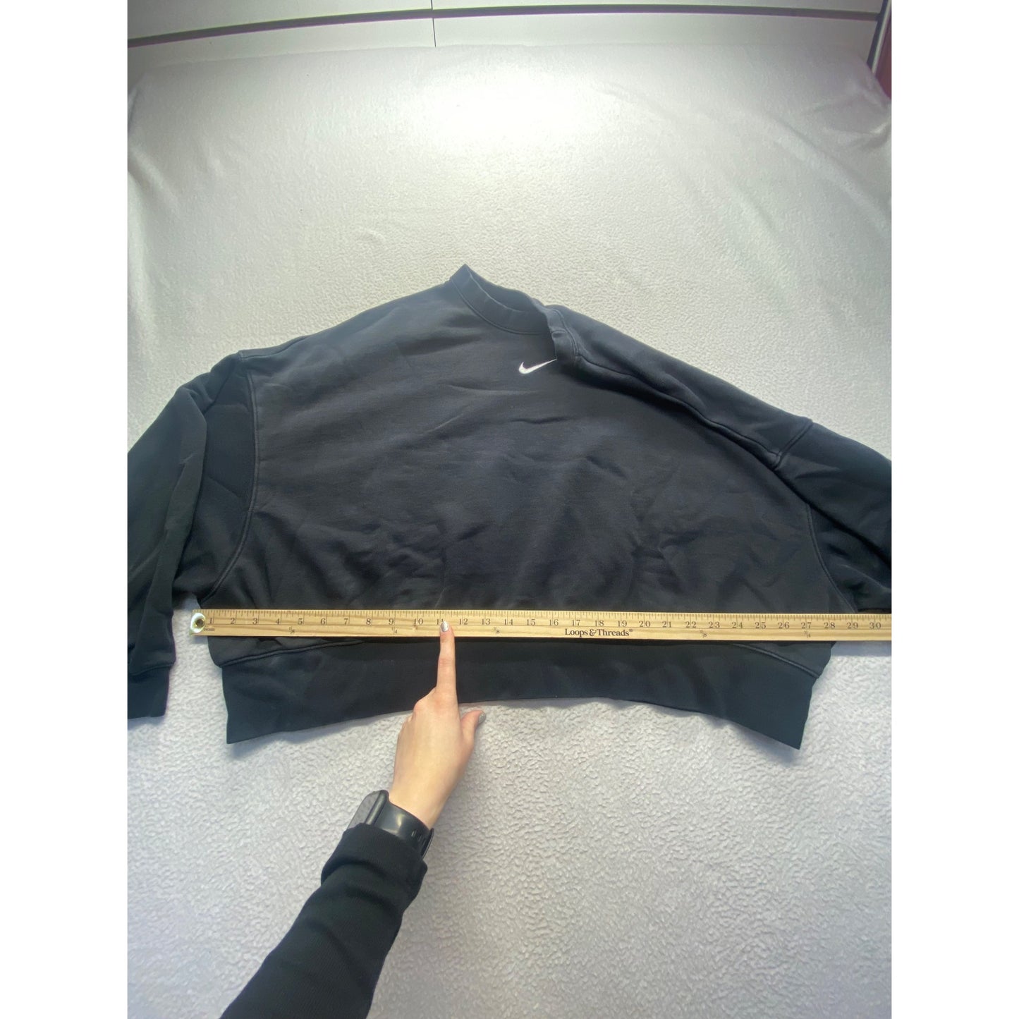 Nike Womens Black Cropped Sweatshirt Size L #7150