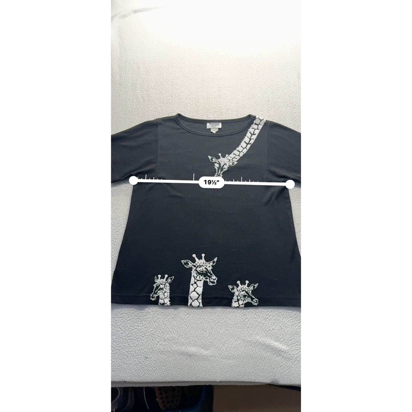 Giraffe Graphic Black Ribbed T-Shirt Petite Size PS Cotton Blend USA Made #9717