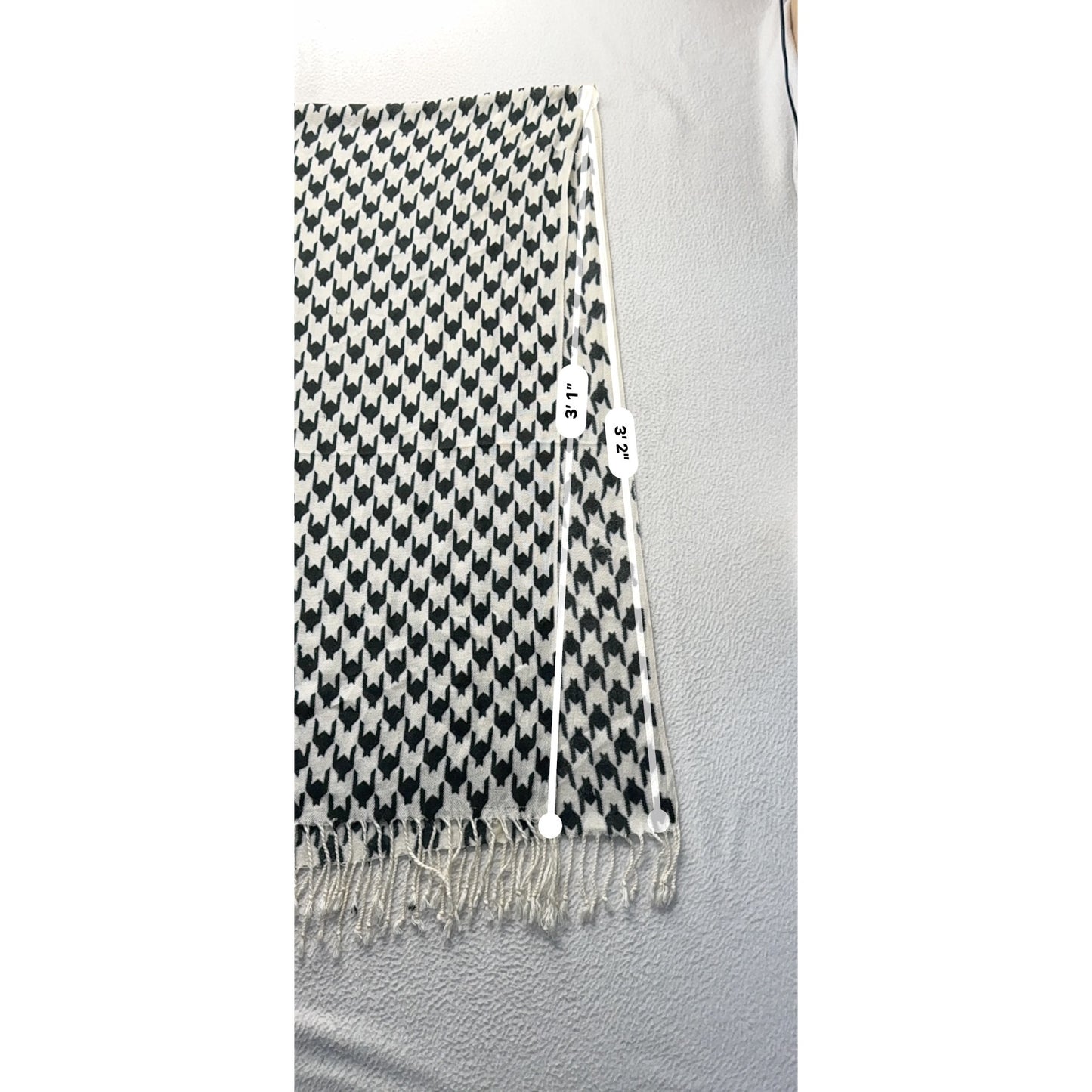 Black & White Houndstooth Pattern Scarf With Fringe Trim Lightweight #9388