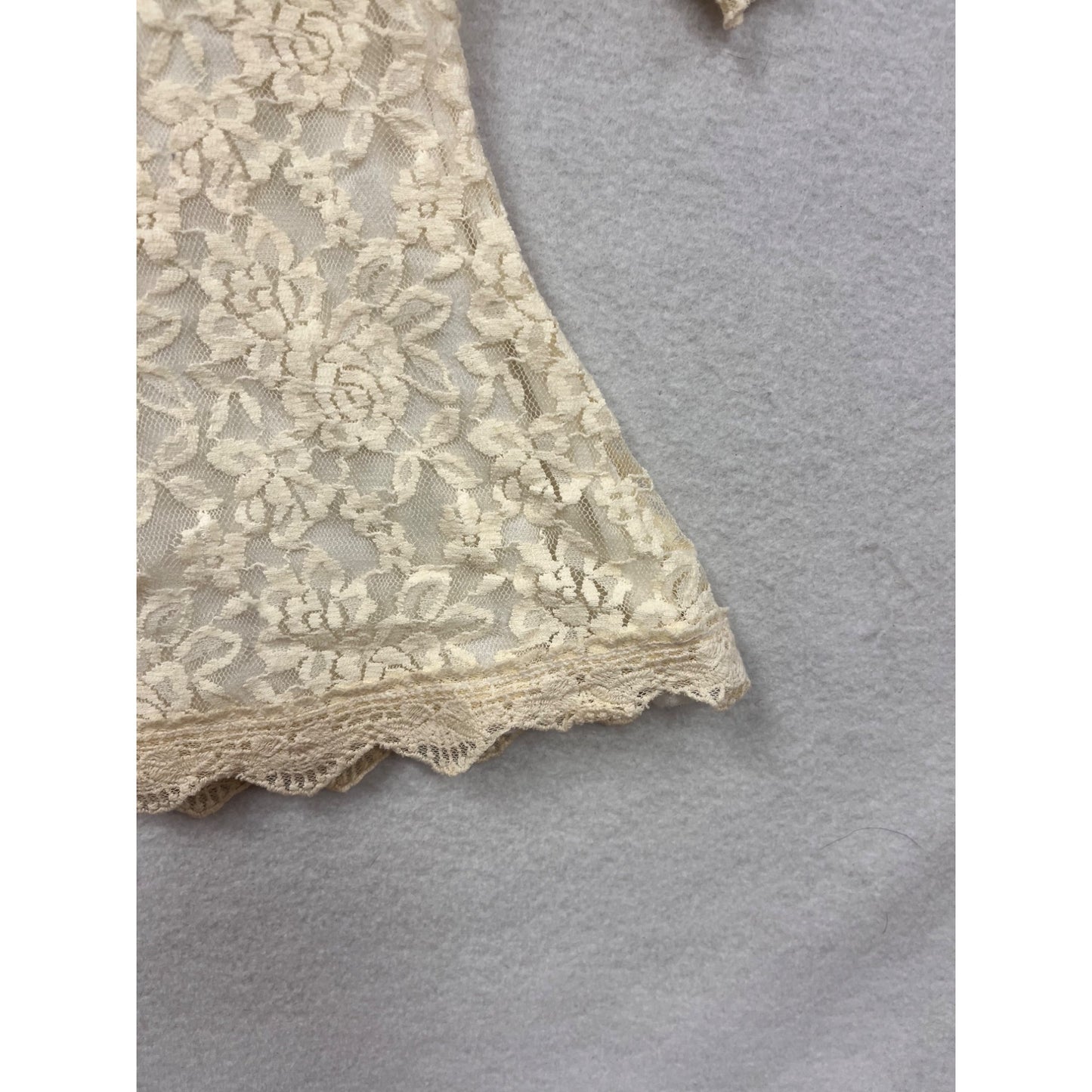 Girls Ivory Lace Dress By D. Lilies Collection Floral Pattern 3/4 Sleeves Back Zipper Closure Size 5-6 #6921
