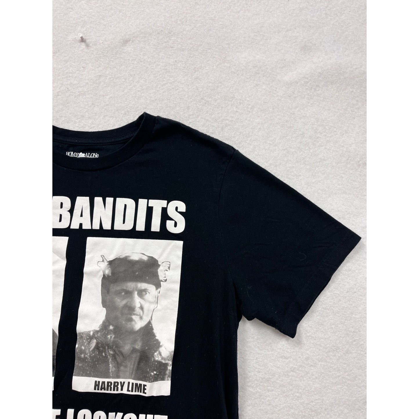 Home Alone Wet Bandits Graphic T-Shirt XL Black #6841