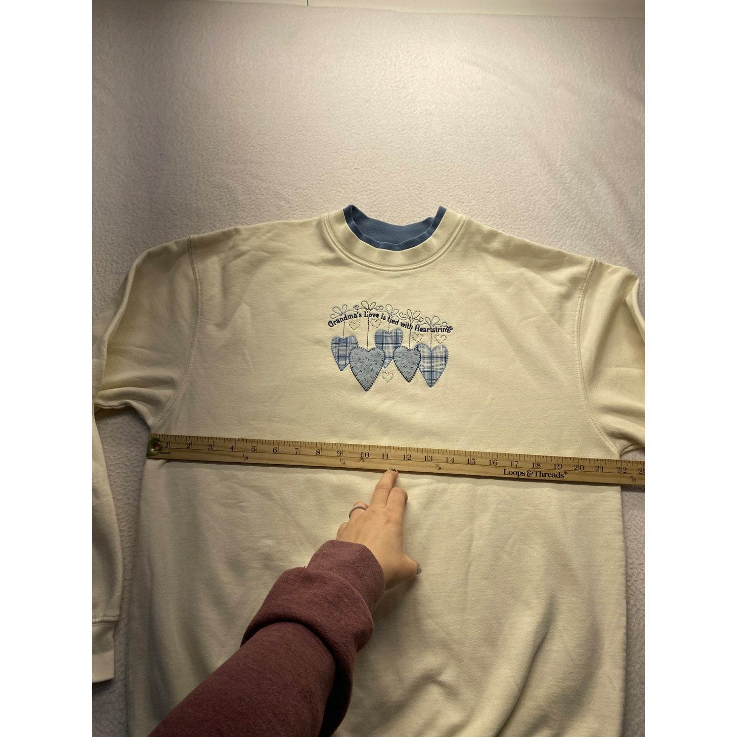 Vintage Grandmas Love Is Tied With Heartstrings Sweatshirt Large #7166