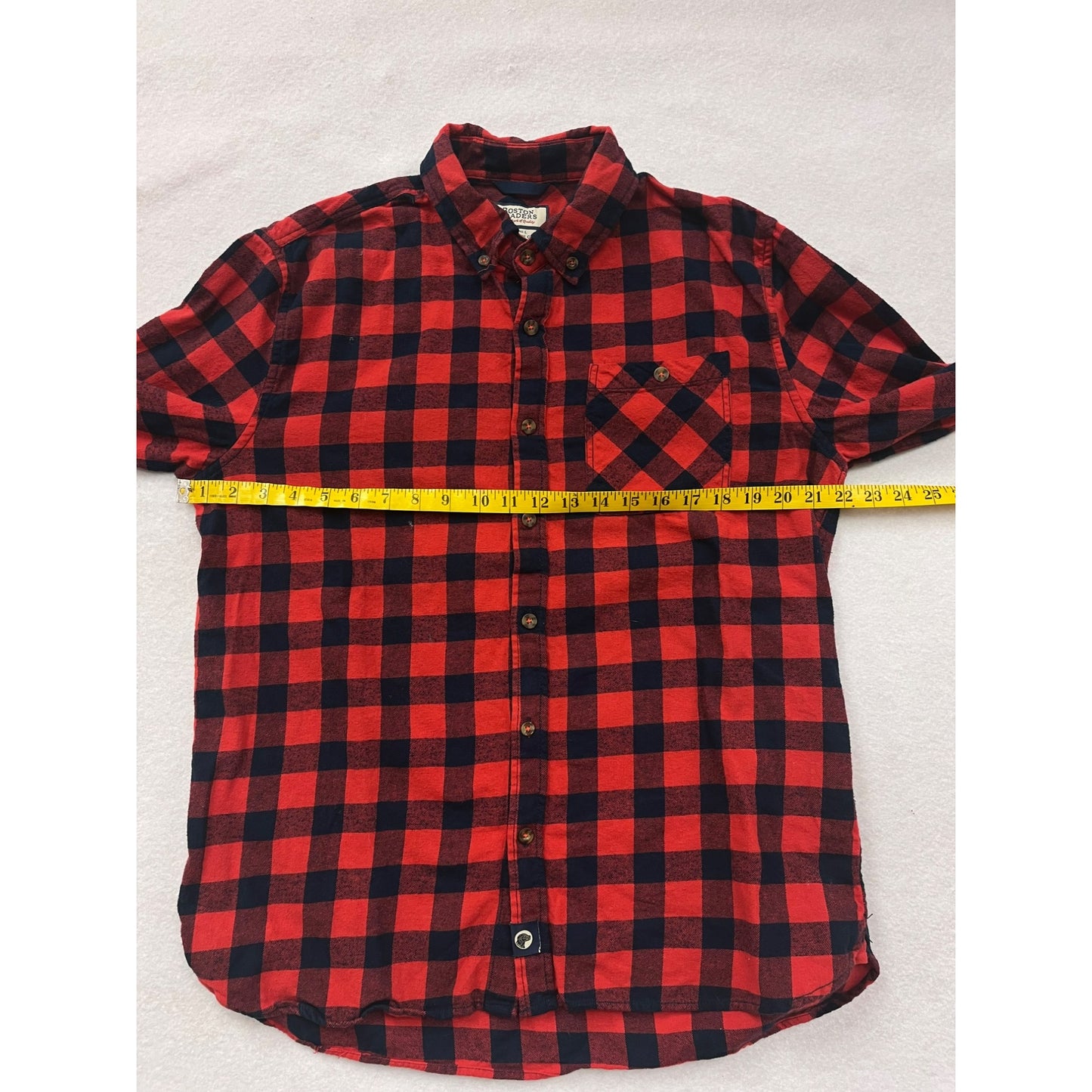 Men’s Boston Traders Red & Black Plaid Long Sleeve Flannel #2991