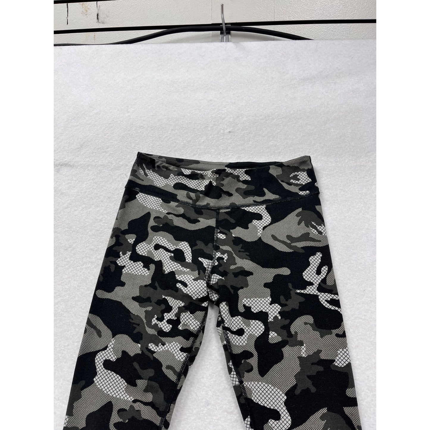 Zumba Womens Camouflage Print Leggings Small #6A