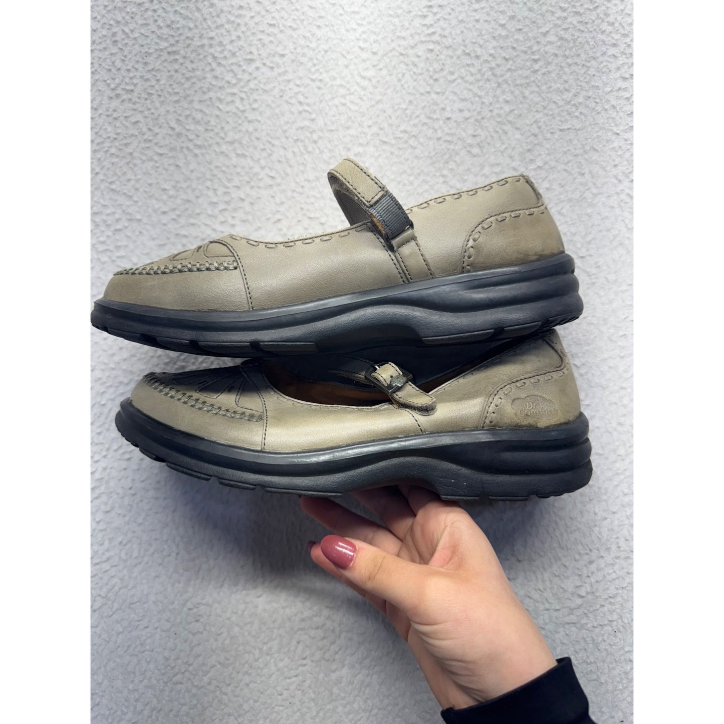 Dr. Comfort Mary Jane Leather Shoes Size 8.5 Beige #9019
