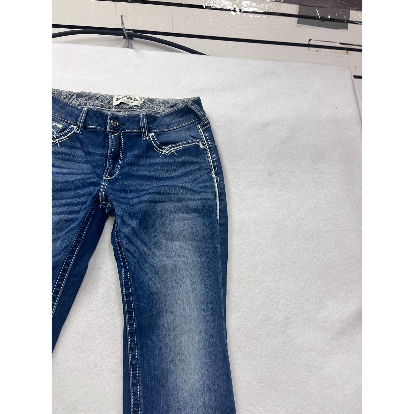 Ariat Womens REAL Denim 31L Bootcut Jeans #2A