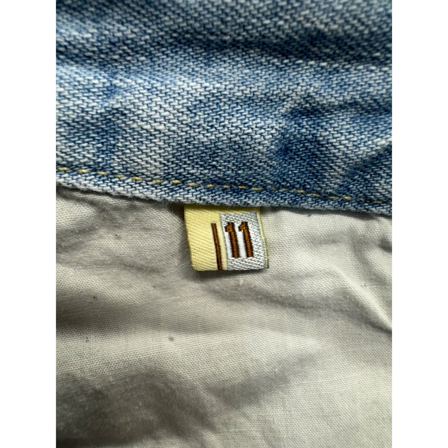 Split Low Rise Shorts #3879