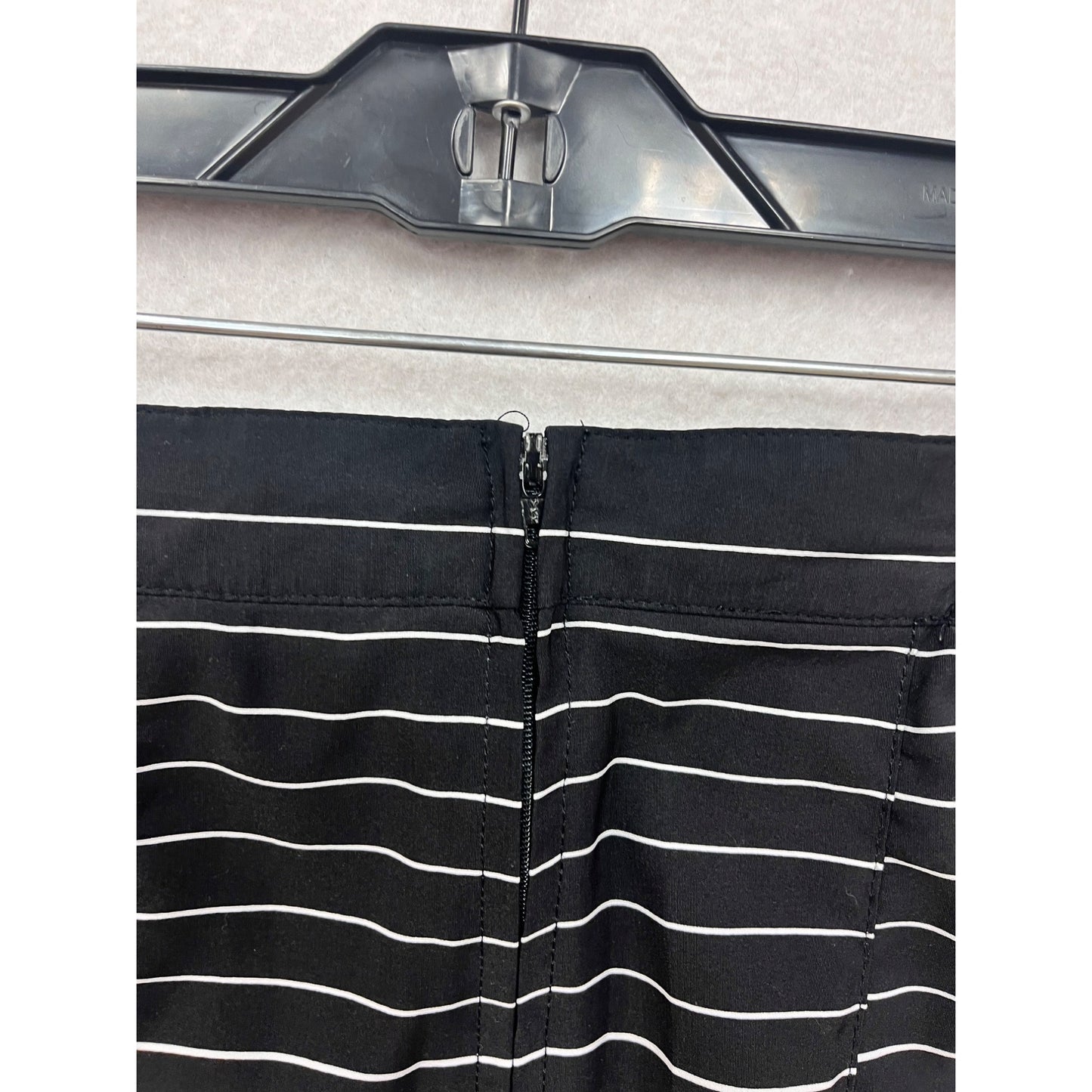Tail Girls Striped Pleated Skirt Size 6 Black White Multicolor #58A