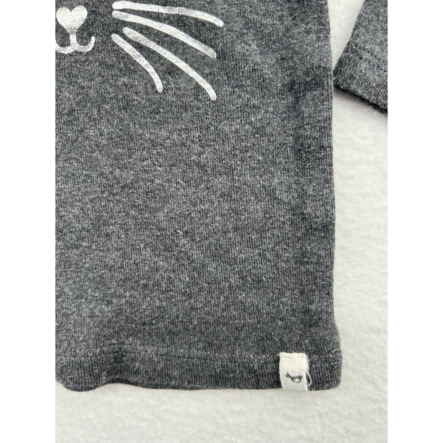 Oh Baby! Long-Sleeve Gray Cat Graphic Toddler Shirt #6467