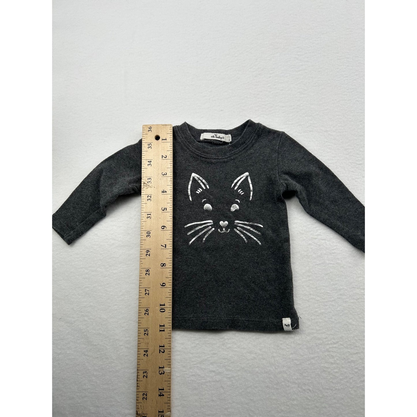 Oh Baby! Long-Sleeve Gray Cat Graphic Toddler Shirt #6467