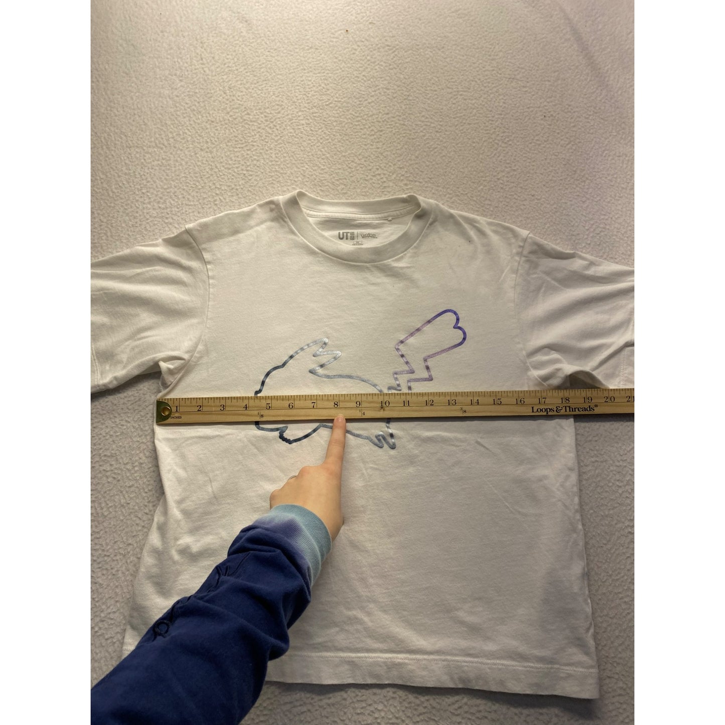 Pokémon X Uniqlo UT Womens XS White Pikachu Graphic Tee #5998