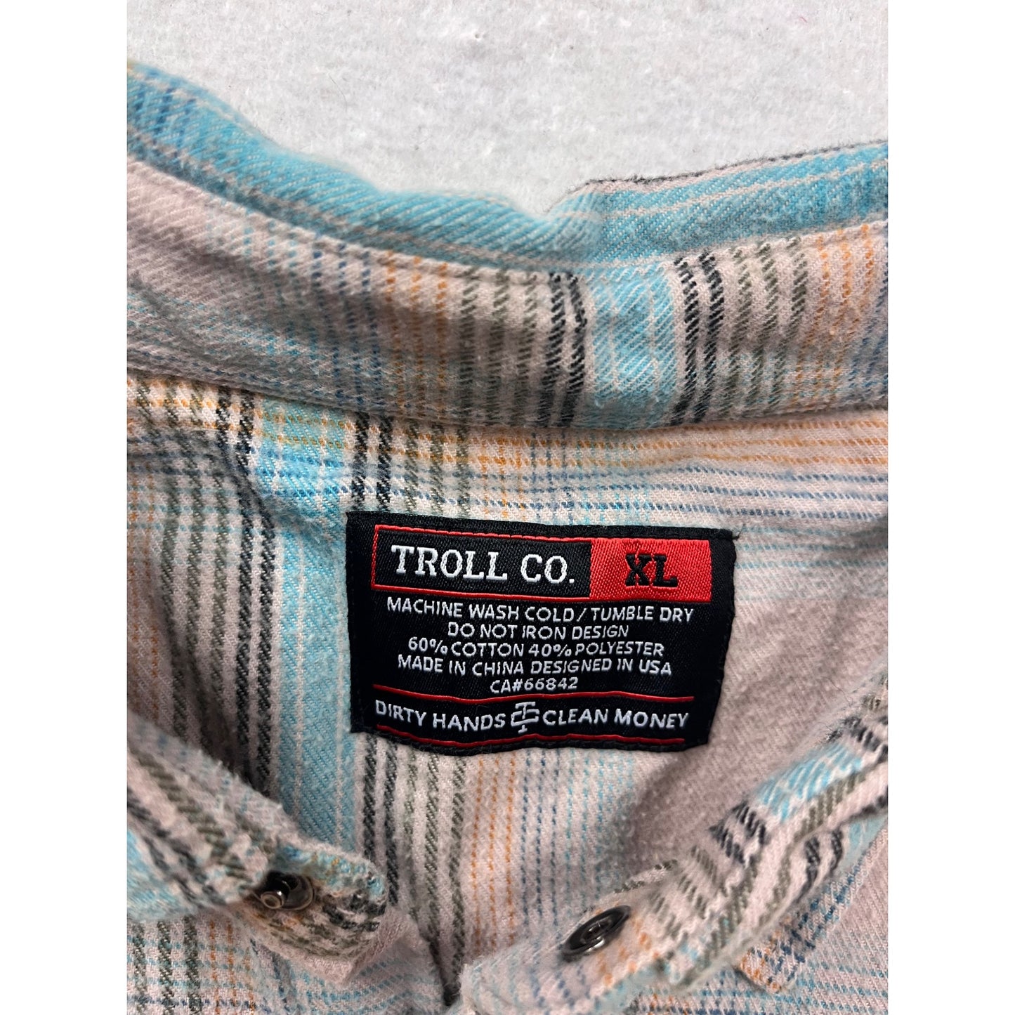 Troll Co Mens XL Plaid Button-Up Long Sleeve Shirt #57A