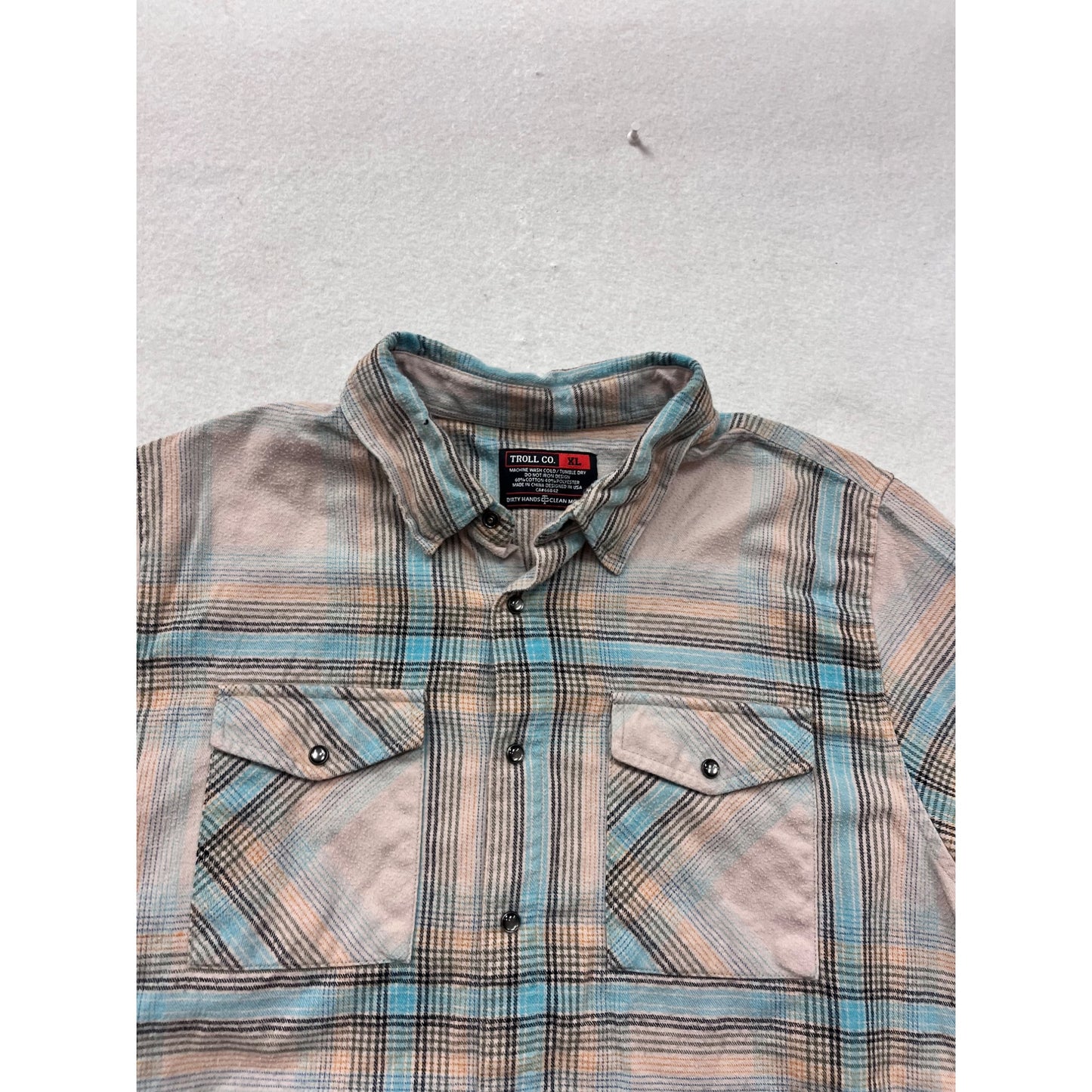 Troll Co Mens XL Plaid Button-Up Long Sleeve Shirt #57A